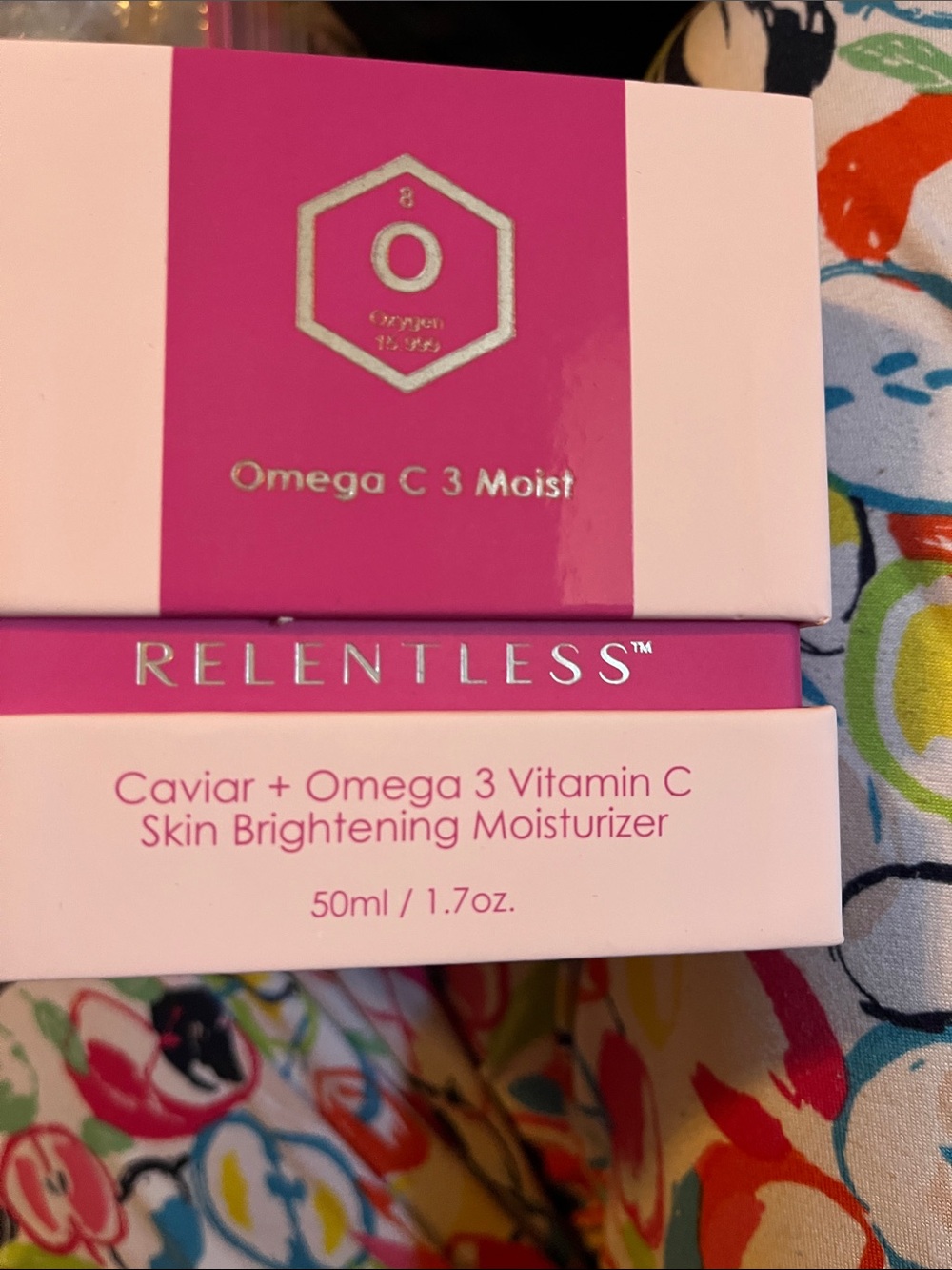 Caviar + Omega 3 Vitamin C Skin Brightening Moisturizer - Pink